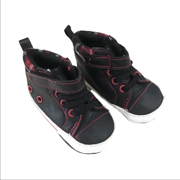 Spencer’s Baby Shoes Size 0-6 Months Black High Tops Style Hook & Loop Closure - Picture 1 of 7